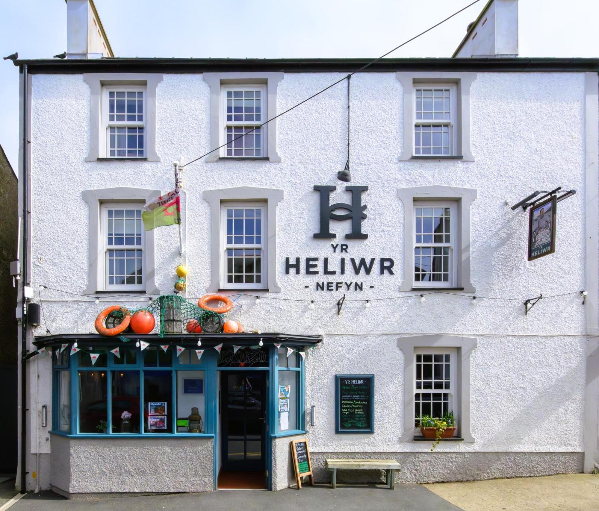 Hostel Tafarn Yr Heliwr Nefyn Exterior foto